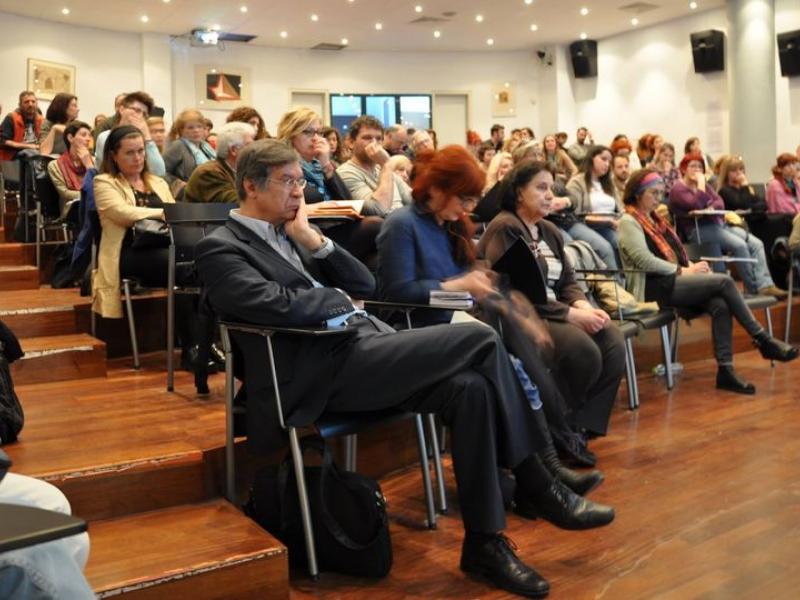 Πρωτοφανές! Το υπουργείο Παιδείας ΜΑΤΑΙΩΝΕΙ τα Σεμινάρια των Εκπαιδευτικών Εικαστικών Μαθημάτων!