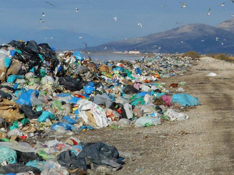 «Πνίγεται» στα σκουπίδια το Μεσολόγγι - Κηρύχθηκε σε κατάσταση έκτακτης ανάγκης