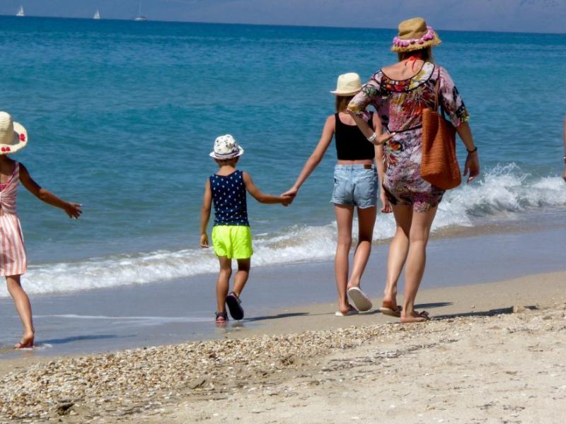 Από αύριο Πέμπτη η υποβολή αιτήσεων για το πρόγραμμα «Τουρισμός για όλους 2024» - Οι δικαιούχοι