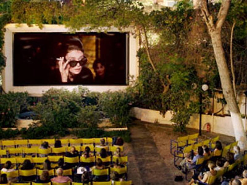 Όλα τα ανοιχτά θερινά σινεμά στην Αθήνα που ήδη λειτουργούν-Πρόγραμμα ταινιών και ωράρια