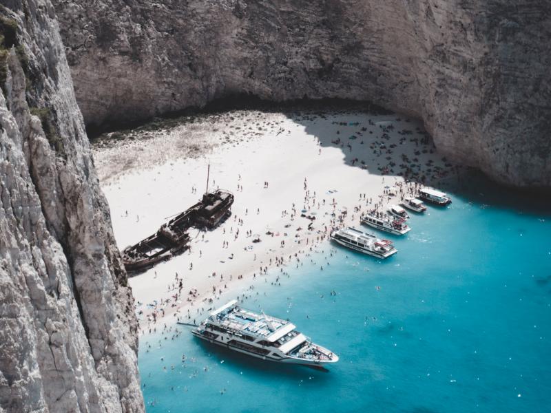 Η Ελλάδα στις χώρες με το καλύτερο value for money διακοπών για τους Βρετανούς το 2022 
