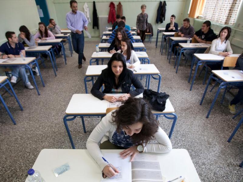 Οι πανελλαδικές εξετάσεις ως «άγιο δισκοπότηρο» της ελληνικής εκπαίδευσης