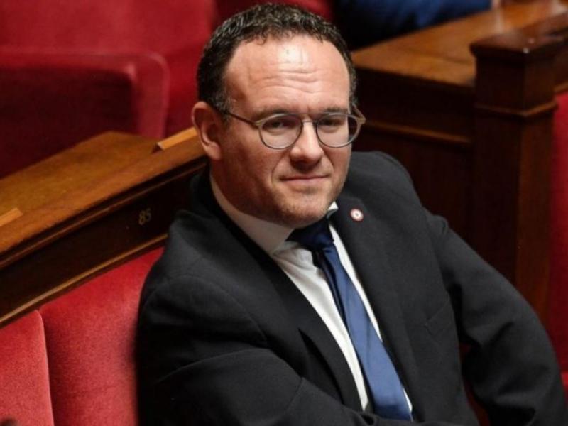 Γαλλία: Υπουργός του Μακρόν κατηγορείται για 3 βιασμούς - 188 γυναίκες ζητούν την παραίτησή του