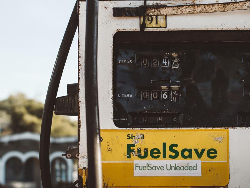 Fuel Pass 2: Πότε «λήγουν» οι κάρτες για την αγορά βενζίνης και πετρελαίου