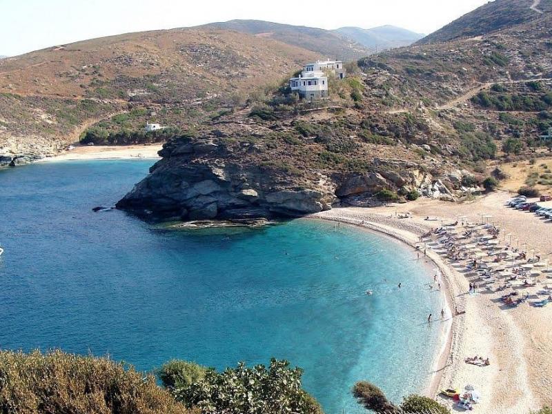 Αυτό το κυκλαδονήσι είναι το «μυστικό» νησί των Γερμανών