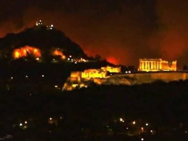 Φωτιά στην Πεντέλη 12 μεσάνυκτα: Η Αττική ξαναζεί την κόλαση του Δάντη! (βίντεο)