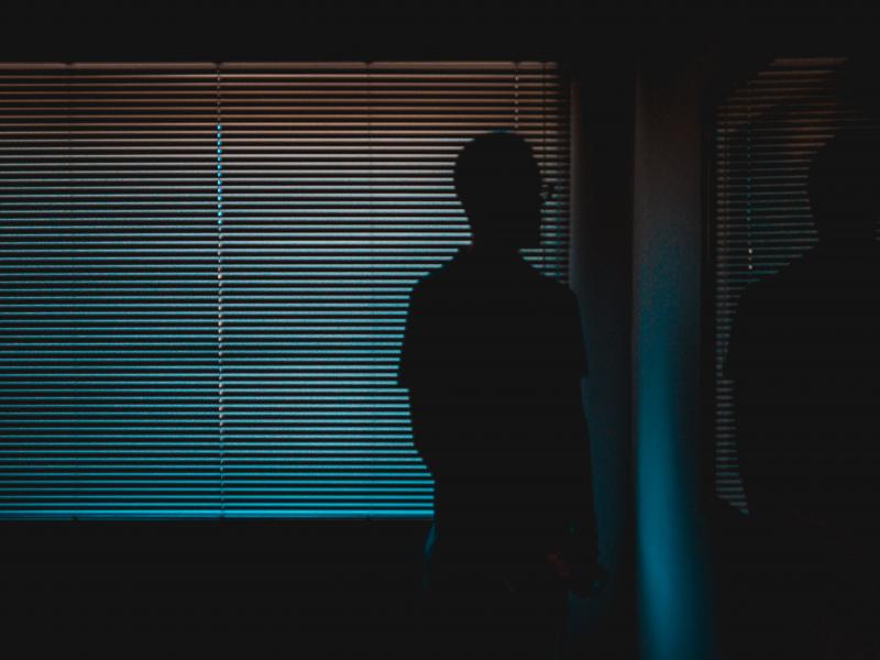 Ο φοβερός γρίφος με τη λάμπα και τους τρεις διακόπτες