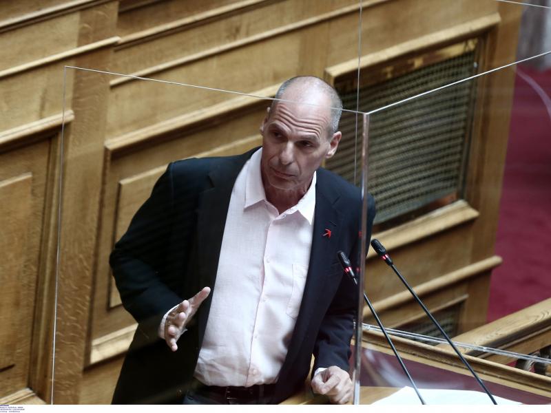 Βαρουφάκης για νομοσχέδιο ΑΕΙ: Δεν θέλουμε φοιτητές-πελάτες αλλά μέλη της ακαδημαϊκής κοινότητας