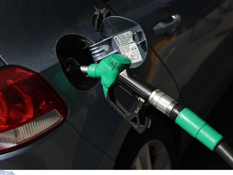 Καύσιμα: Nέα «εκτόξευση» τιμών σε βενζίνη και πετρέλαιο μετά τις πρόσφατες μειώσεις
