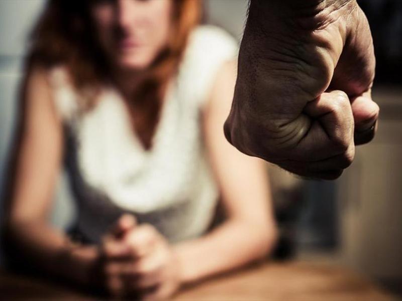 Συνελήφθη αστυνομικός για ενδοοικογενειακή βία
