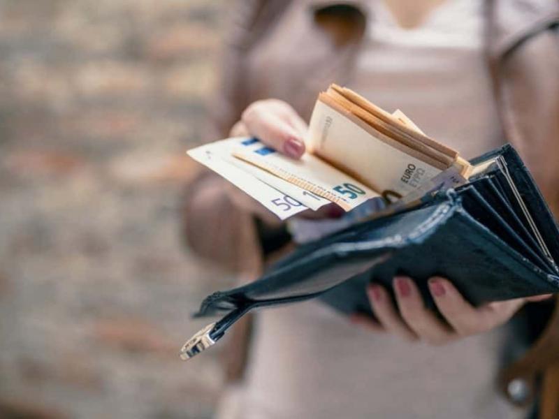 Μαθητικό επίδομα έως 156€ την εβδομάδα από τη ΔΥΠΑ - Πώς θα το πάρετε