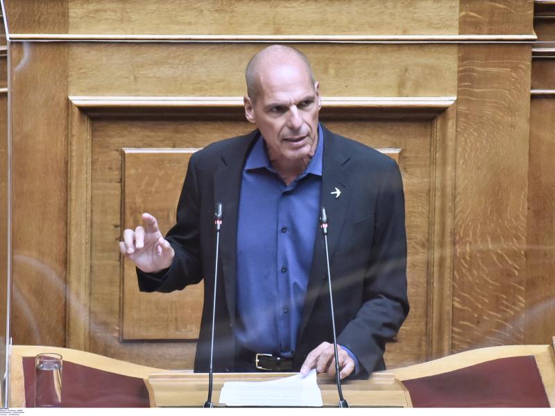Βαρουφάκης: Ποτέ δεν με παρακολούθησε ο Τσίπρας ή ο ΣΥΡΙΖΑ