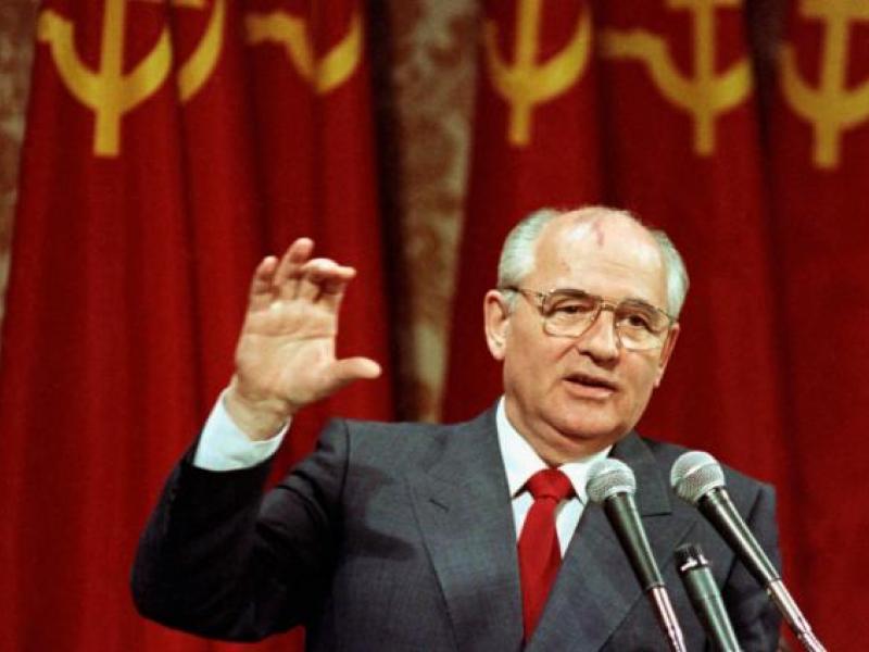 Γκορμπατσόφ