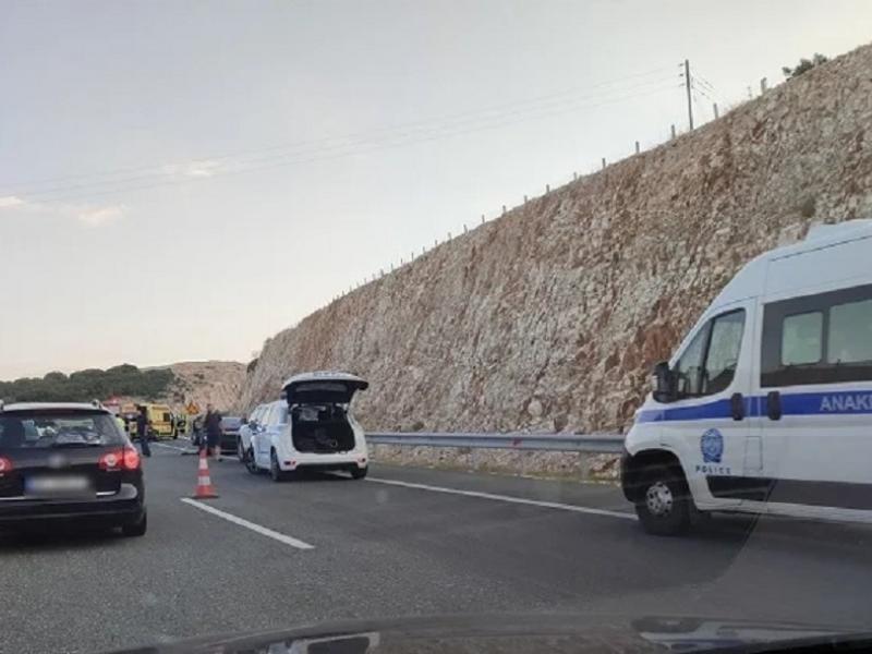 Τροχαίο σοκ με δυο νεκρούς στην Ιονία Οδό: Παρασύρθηκε ζευγάρι μπροστά στα μάτια του παιδιού τους