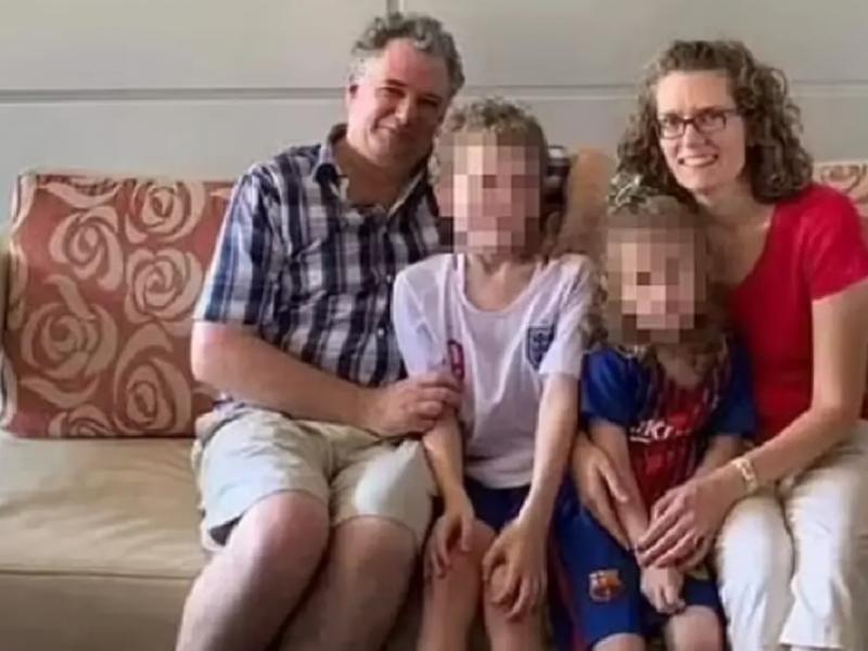 Φρίκη σε αεροπλάνο στη Βρετανία: Μητέρα πέθανε την ώρα της πτήσης - Παρέμεινε για 8 ώρες δίπλα στα παιδιά της