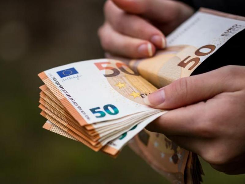Voucher Κατάρτισης - Επίδομα: Τι γίνεται με τα 1000€ σε 80000 ανέργους