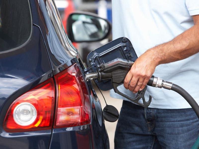 «Άλμα» τιμών στη βενζίνη- Δραματικές αυξήσεις με πάνω από 2 ευρώ το λίτρο
