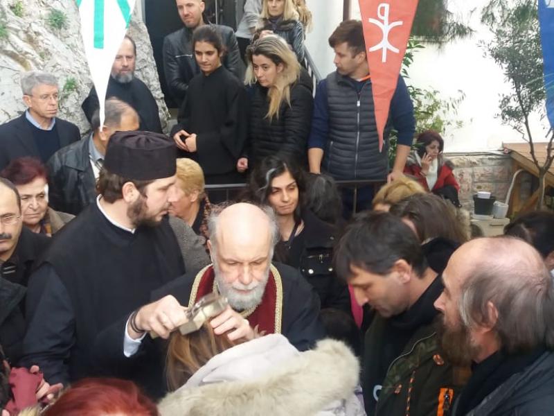Πόρισμα: “Μαϊμού” τα θαύματα του «θαυματοποιού» ιερέα Δ. Λουπασάκη των Αγίων Ισιδώρων Αθηνών