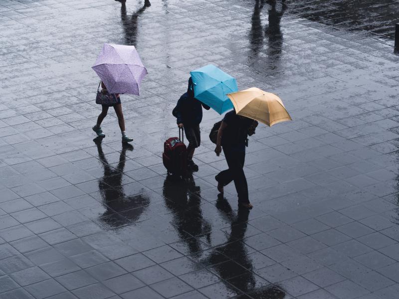 Απότομη πτώση της θερμοκρασίας και τοπικά έντονα φαινόμενα – Η πρόγνωση της ΕΜΥ έως την Πέμπτη