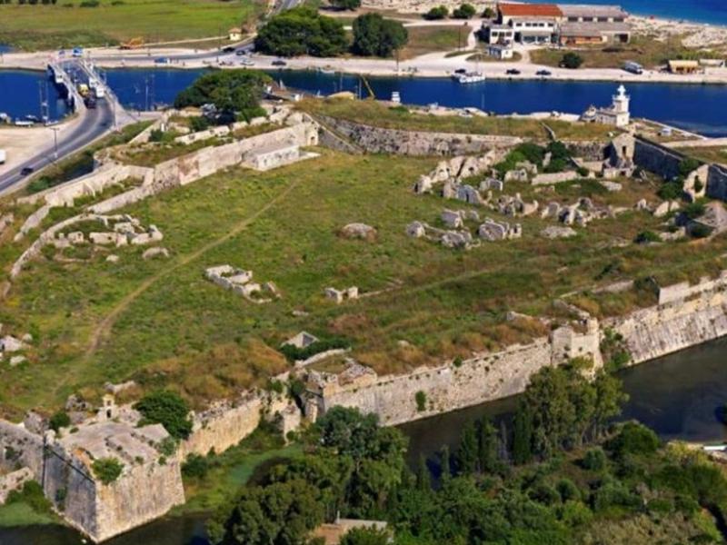 Εκπαιδευτικοί Λευκάδας: «Όχι» στην ιδιωτικοποίηση της περιοχής του κάστρου