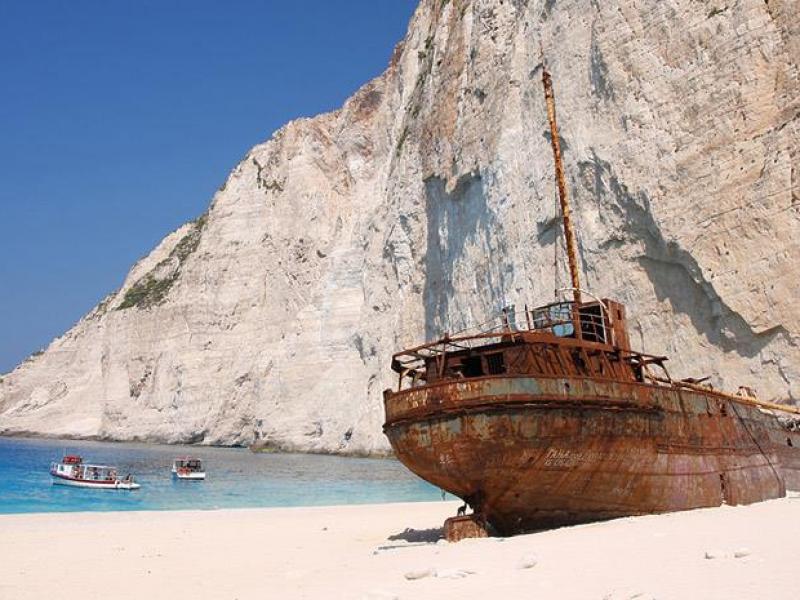 nauagio zakynthos