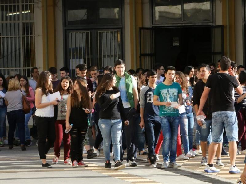 Σχετικά με την καταγγελία μαθήτριας για παρενόχληση της από εκπαιδευτικό του σχολείου της