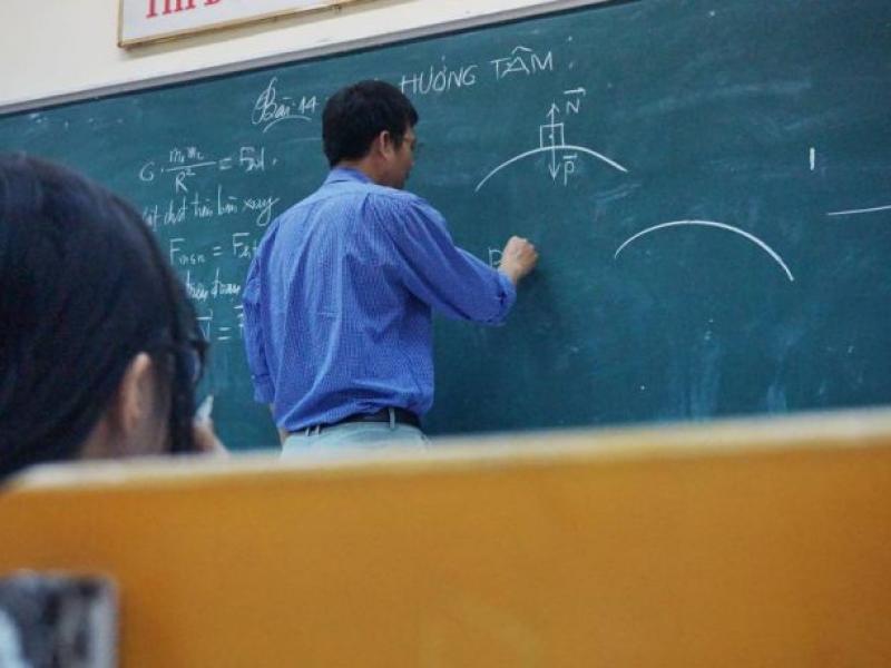 Τι ειπώθηκε στη συνάντηση Εκπαιδευτικών Σωματείων και ΥΠΑΙΘ για αξιολόγηση, μονιμοποίηση, προσλήψεις, ωράριο, διώξεις