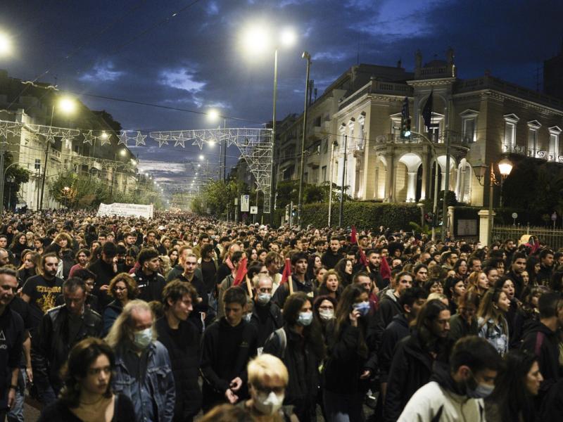 Πολυτεχνείο πορεία