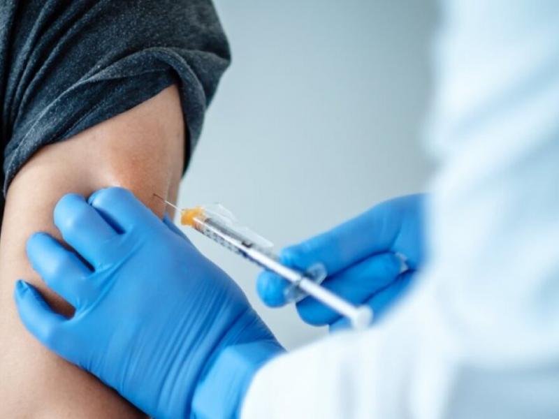 Κορονοϊός: Ποιοι πρέπει να εμβολιαστούν με 2η ενισχυτική δόση