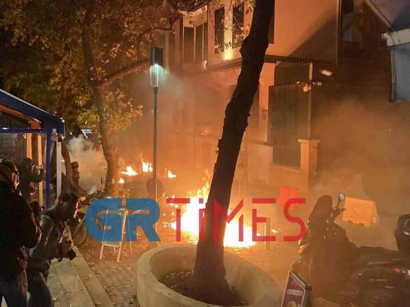 Θεσσαλονίκη: Τουλάχιστον 15 προσαγωγές μετά την πορεία για τον Αλέξη Γρηγορόπουλο