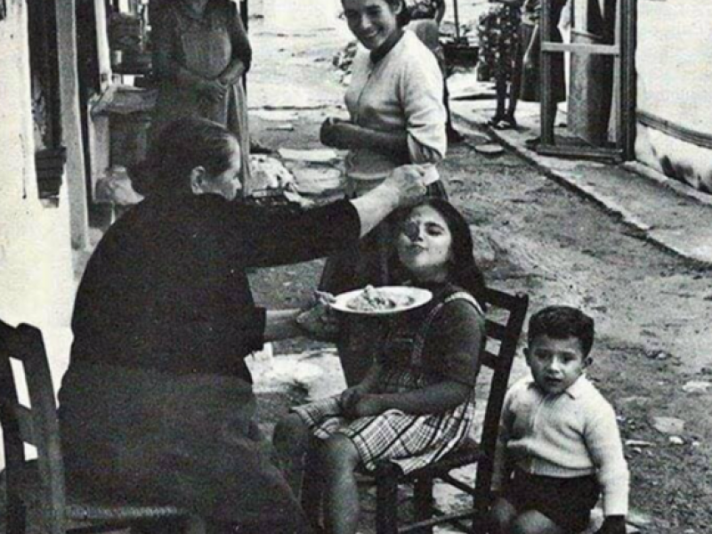 Αθήνα: 21 άγνωστες φωτογραφίες από μια «παλιά, μαγική» πόλη