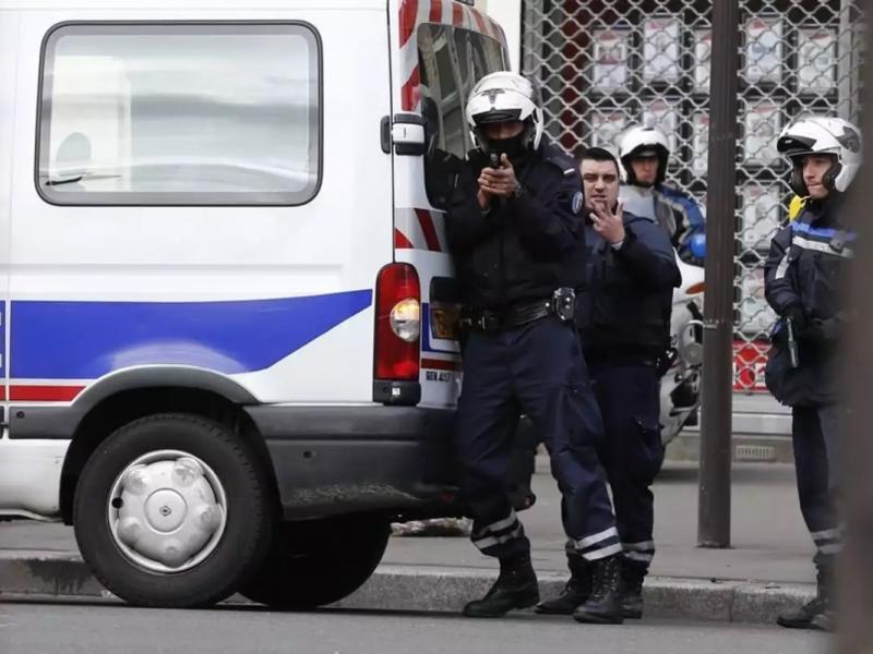 Πανικός στο Παρίσι: Άνδρας μαχαίρωσε πολίτες σε σταθμό τρένου