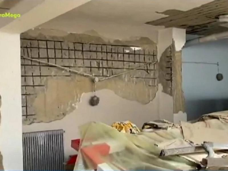 Σχολείο-ερείπιο στην Ικαρία: «Μπαλάκι» οι ευθύνες – «Παίρνει νερό από παντού»