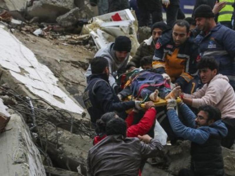 Τουρκία – Συρία: Τρεις άνθρωποι εντοπίστηκαν ζωντανοί μετά από 12 μέρες