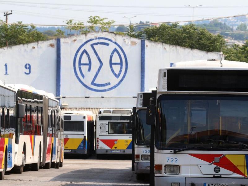 Αναστάτωση στη Θεσσαλονίκη: Φωτιά σε εν κινήσει λεωφορείο του ΟΑΣΘ με επιβάτες
