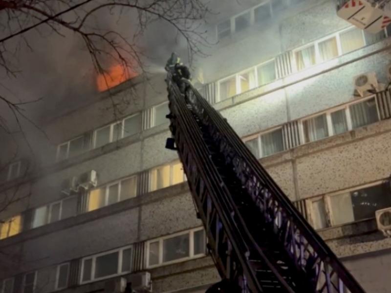 Πυρκαγιά σε ξενοδοχείο στη Μόσχα