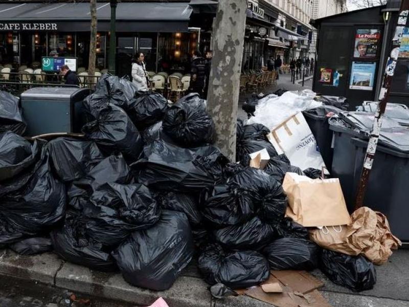 Παρίσι σκουπίδια