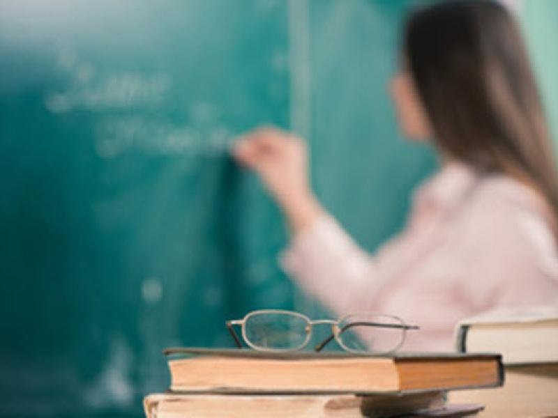 Εκπαιδευτικοί: Νομική διεκδίκηση της εξίσωσης των δικαιωμάτων σχετικά με τη μείωση του ωραρίου