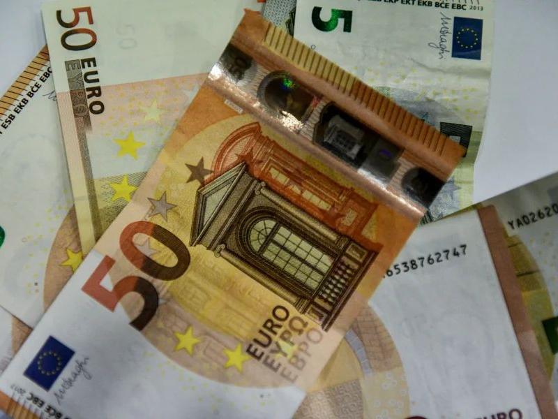 επιδομα 400 ευρώ