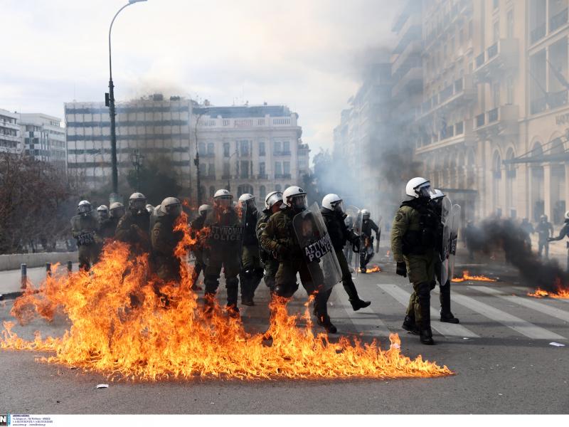 επεισόδια Σύνταγμα