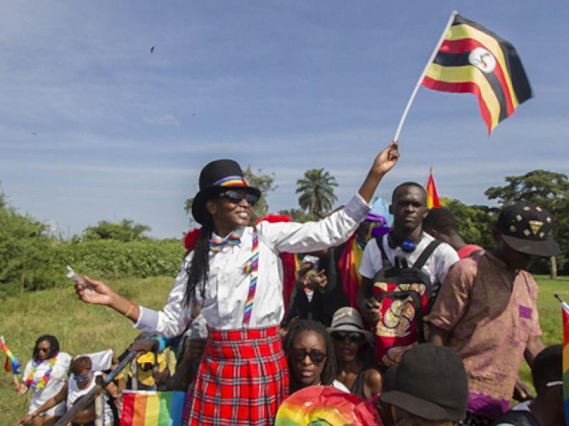 Ουγκάντα: Νομοσχέδιο προβλέπει κάθειρξη 10 ετών σε οποιονδήποτε αυτοπροσδιορίζεται ως ομοφυλόφιλος
