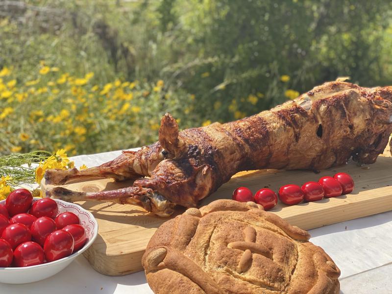 «Φωτιά» οι τιμές του οβελία: Σε αναβρασμό κρεοπώλες, κτηνοτρόφοι και καταναλωτές 