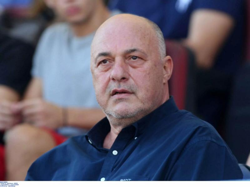 Μπέος για ζωντανά ζώα σε φάτνη: Νέα χυδαία επίθεση – «Κοπρίτες, φέρτε έναν ψυχίατρο γρήγορα»