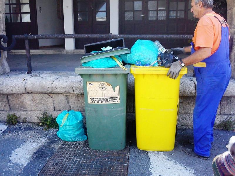 Κοινωφελής εργασίας: Ξεκινάει η υποχρεωτική κατάρτιση - Δείτε που