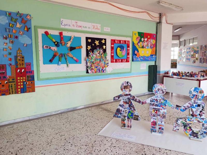 «Εμείς, η Τέχνη και οι “Άλλοι”» ονομάζεται  το πρόγραμμα που διεξήγαγαν φέτος οι μαθητές/τριες της Ε’ τάξης του 4ου Δημοτικού Σχολείου Βούλας 