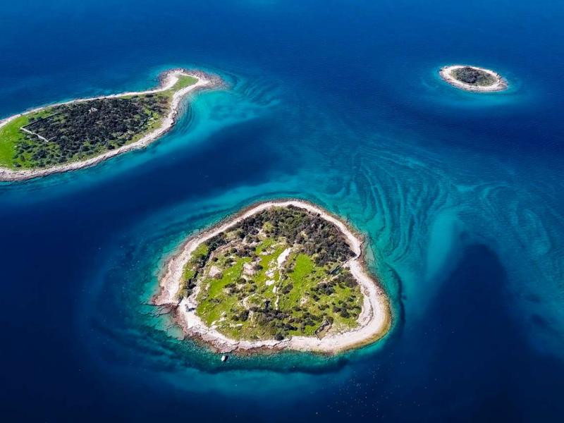 Τα νησιά με ελληνικό όνομα που δεν βρίσκονται στην Ελλάδα 