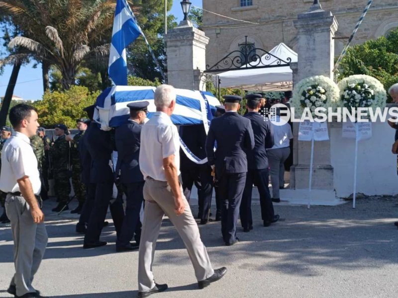 Πτώση Canadair στην Κάρυστο: Το τελευταίο «αντίο» στον Χρήστο Μουλά