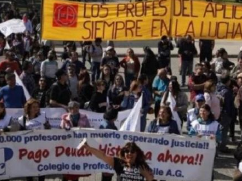Χιλή: Στους δρόμους οι χιλιανοί εκπαιδευτικοί 