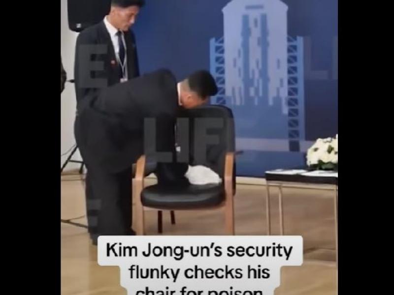 Ο «ευαίσθητος» Κιμ Γιονγκ Ουν και η... απολύμανση της καρέκλας!