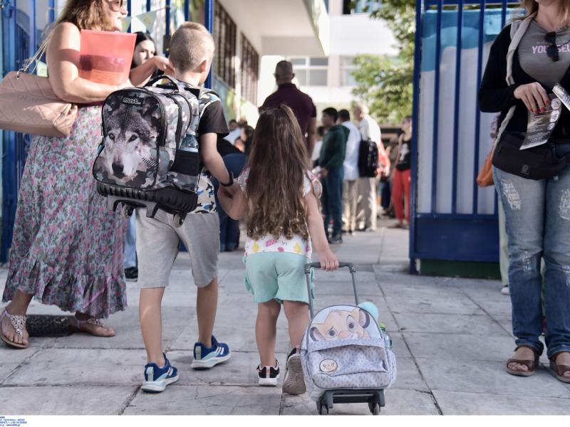 Ένας κοινωνικός λειτουργός κι ένας ψυχολόγος αντιστοιχούν σε 800-1000 μαθητές - Αυτή είναι η πραγματικότητα στα σχολεία